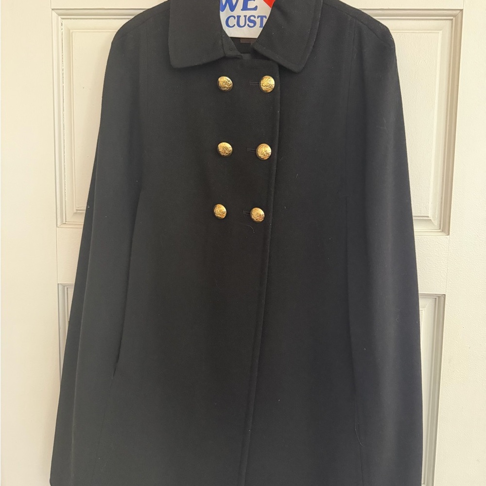 The Limited Black Cape with Gold Buttons - Picture 3 of 6